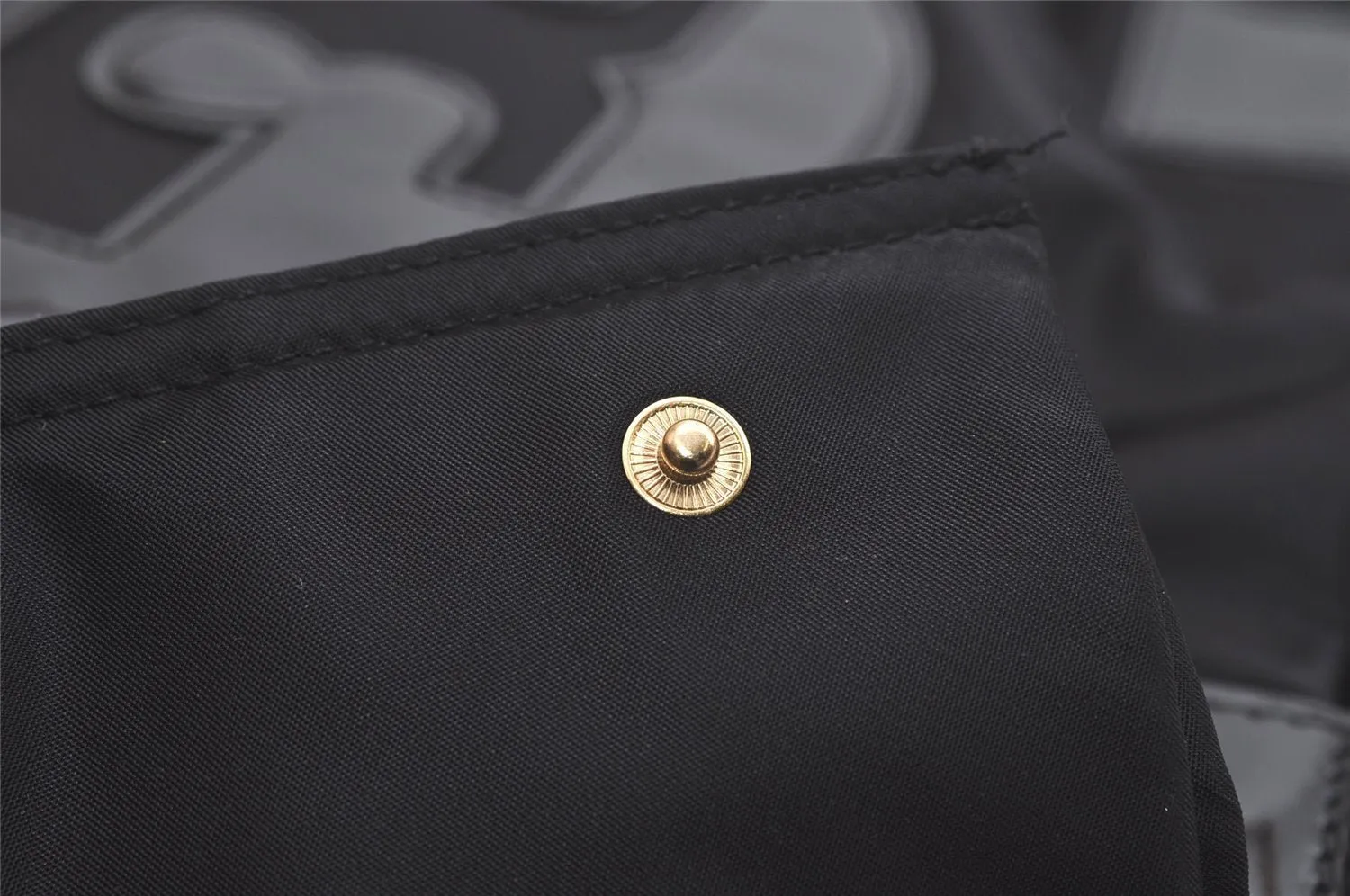 Authentic TORY BURCH Vintage Ella Nylon Enamel Shoulder Tote Bag Black 5926K