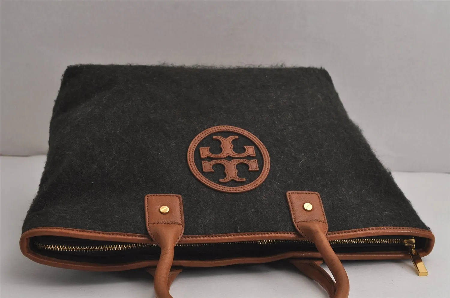 Authentic TORY BURCH Vintage Wool Leather Shoulder Tote Bag Gray 7617J