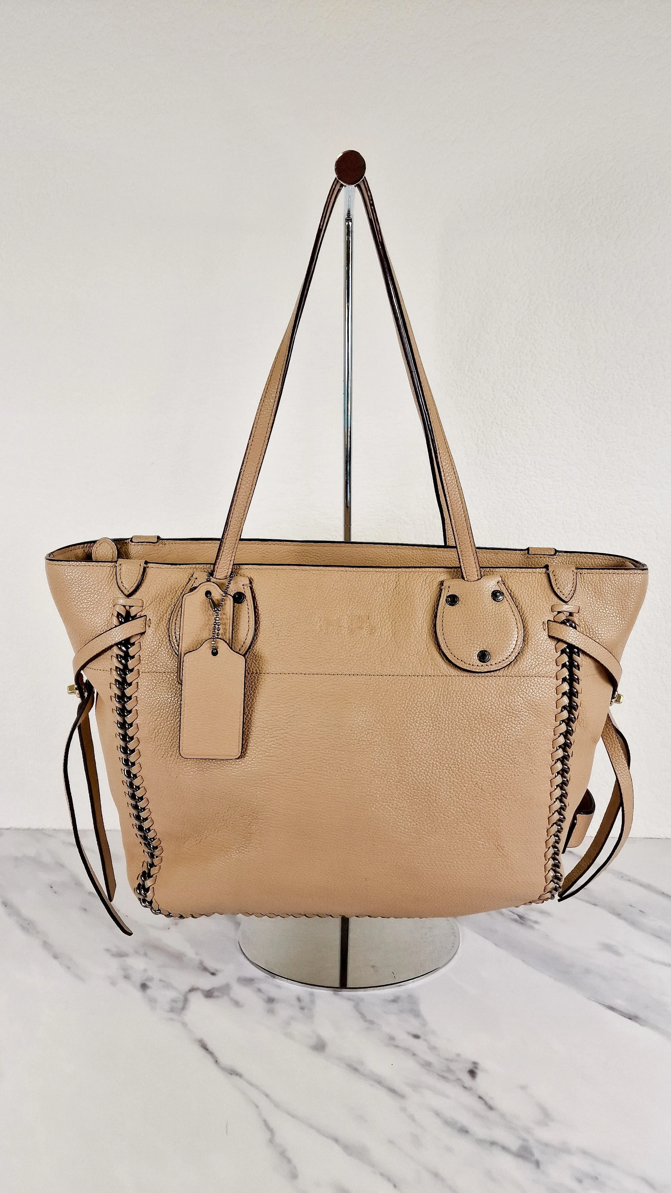 Coach Tatum Tote with Whiplash Chain Detail in Beechwood Beige Nude - Handbag Shoulder Bag - Coach 34398
