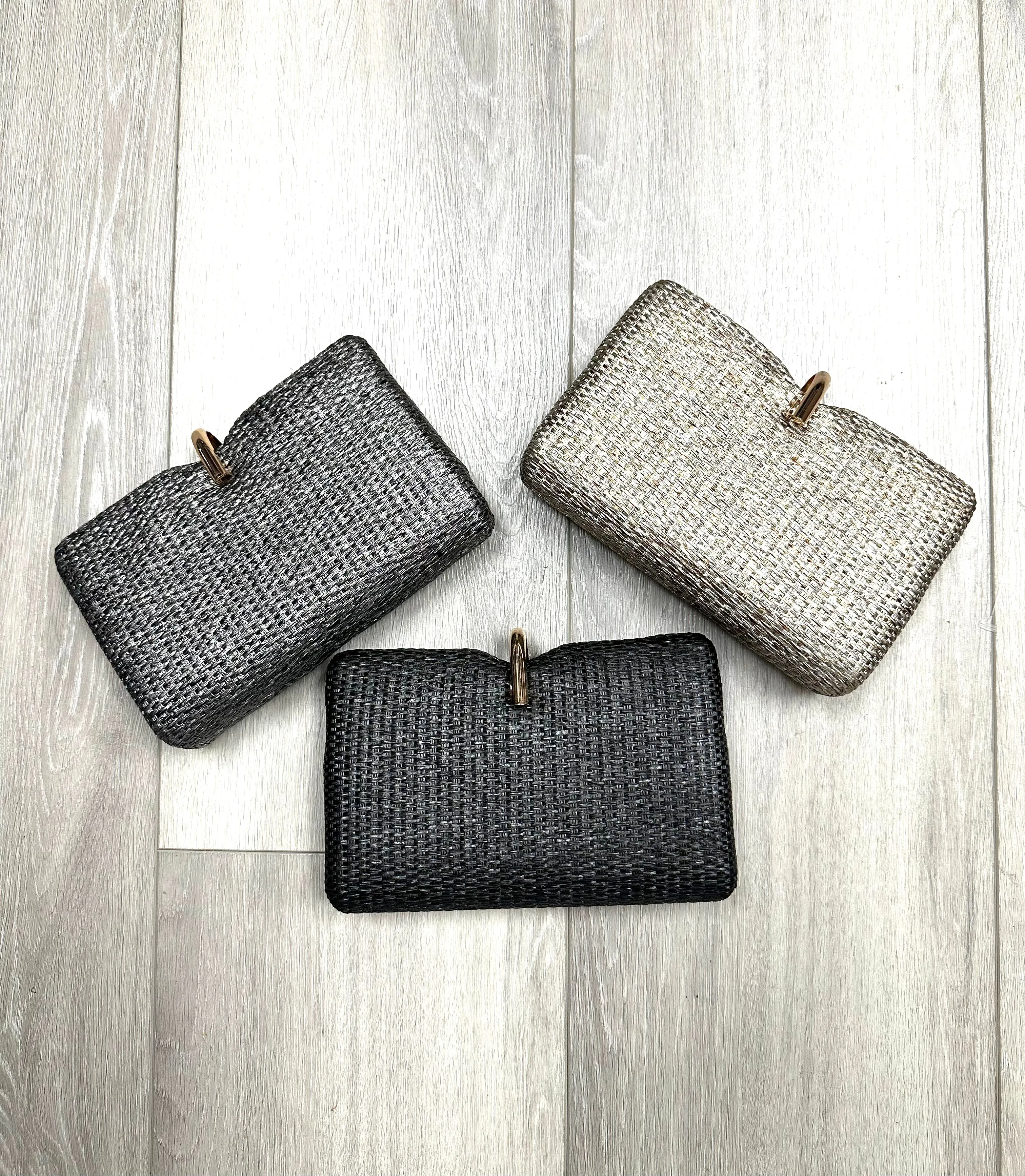 Elegant Straw Clutch Bag