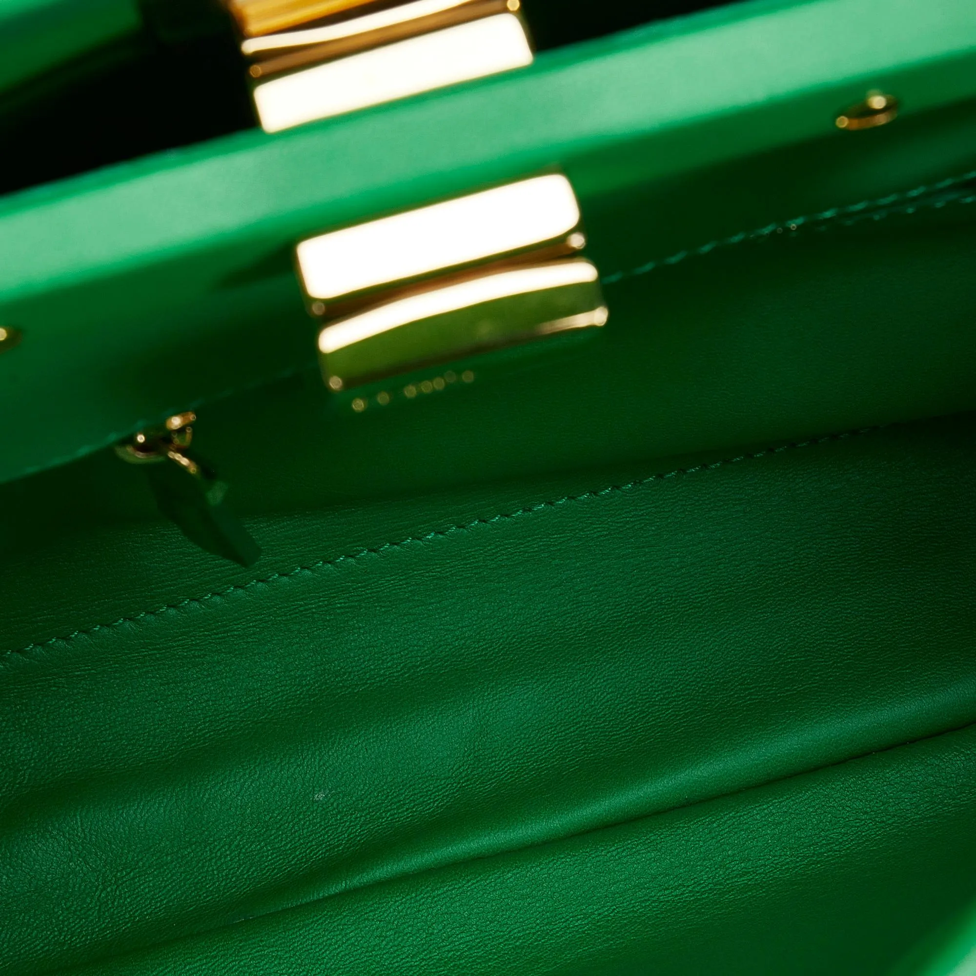 Fendi Mini Peekaboo Satchel (SHG-gTBaiv)