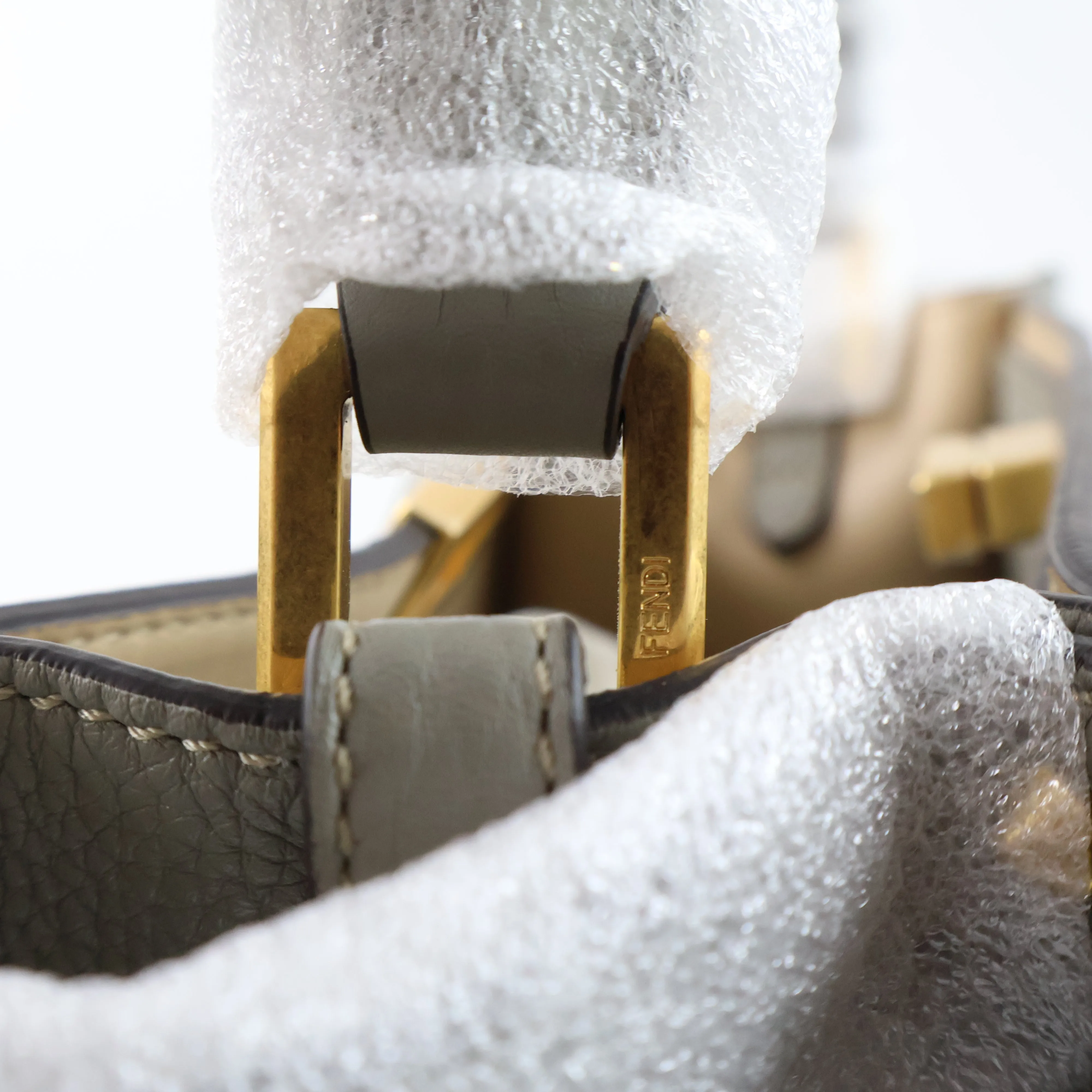 Fendi Peekaboo Medium X-Lite Taupe