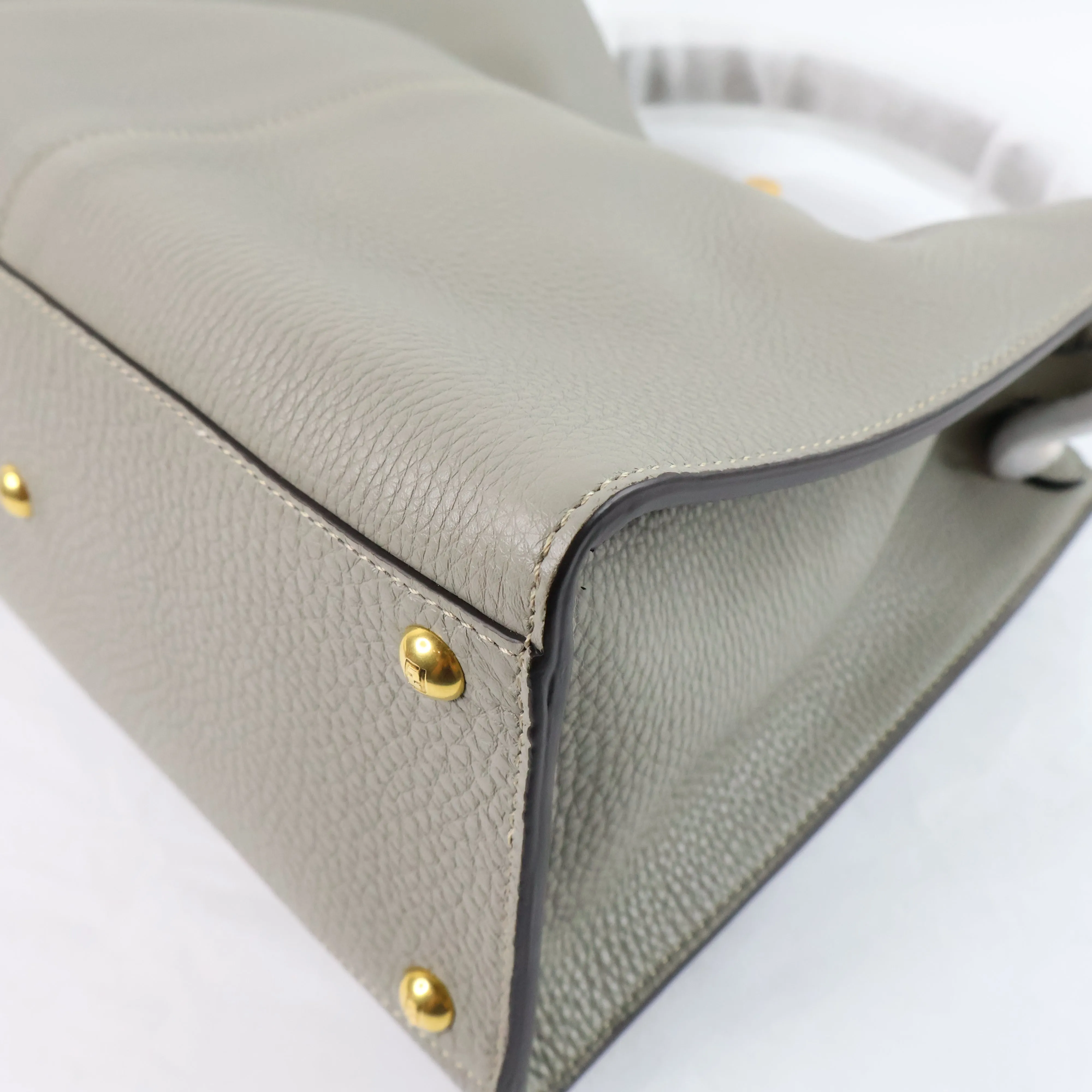 Fendi Peekaboo Medium X-Lite Taupe