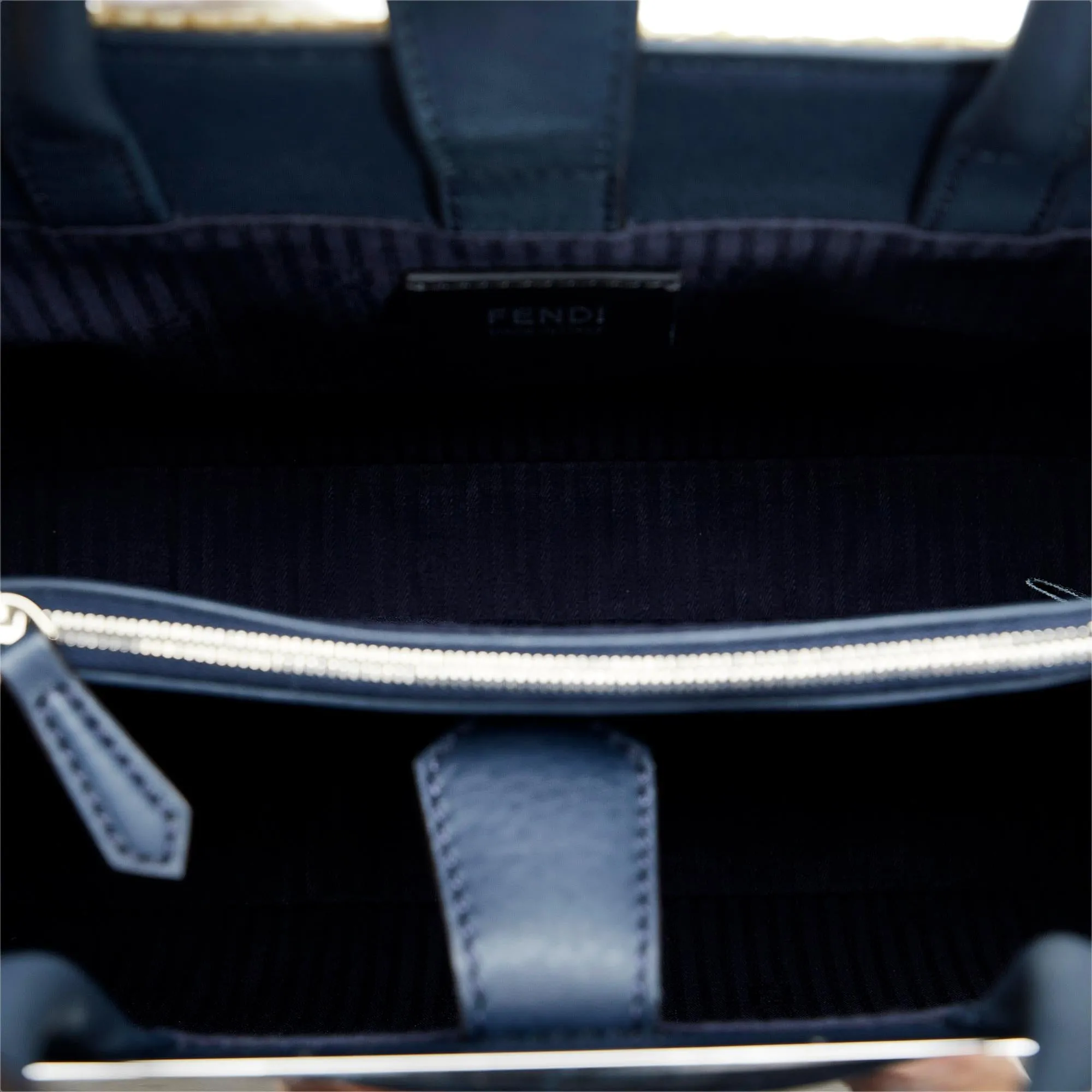 Fendi Small Raffia 2Jours (SHG-RvyNbB)