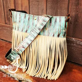 Turquoise Chateau Tejas Bucket Hangbag