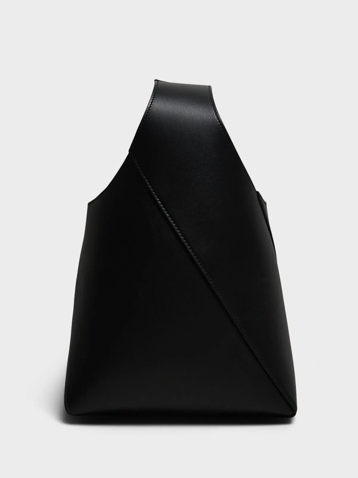Vertigo Bucket Bag in Black